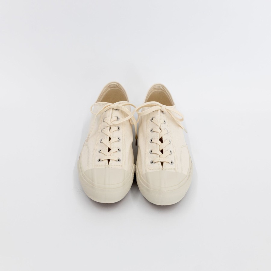 SAIKAI (Others) Moonstar Gym Classic White Shoes | Apparel