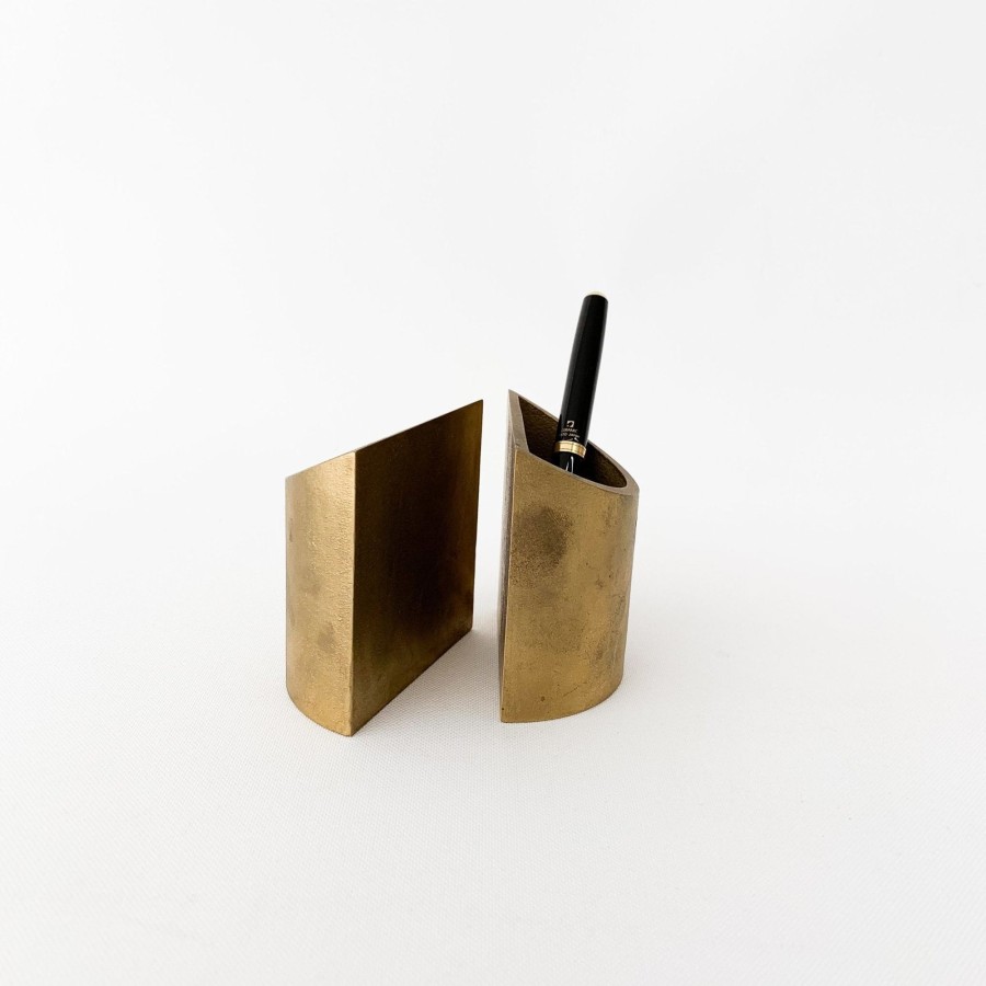 SAIKAI (Others) S/N Brass Vertical Pen Stand - Downward Slant (Sn021) | Office